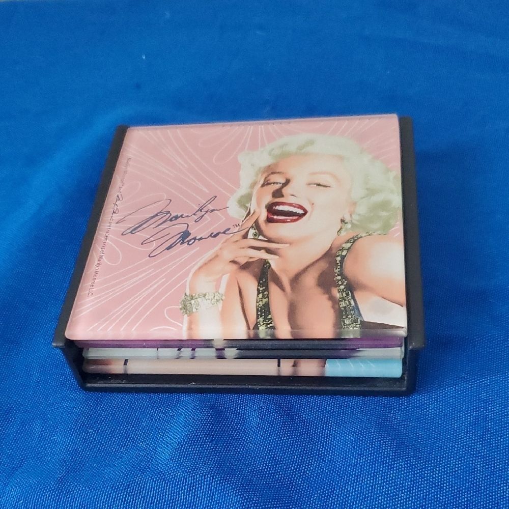 VTG Marilyn Monroe Glass Coaster Set of 4 with Holder Quote Signature Hollywood - Picture 7 of 7
